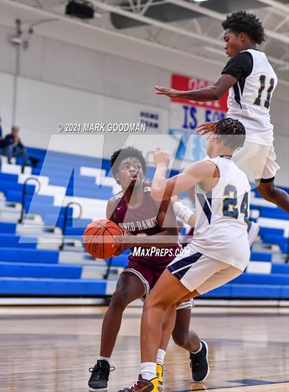 Thumbnail 2 in Klein Collins vs Cinco Ranch photogallery.