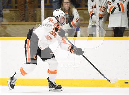 Thumbnail 2 in Kimball Union vs. Salisbury (NEPSAC Elite 8 Quarterfinal) photogallery.