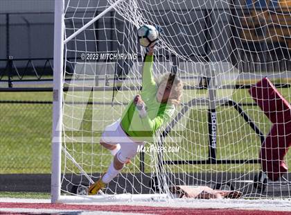Thumbnail 1 in Danville vs. Cascade photogallery.