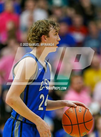 Thumbnail 3 in Lincoln East @ Pius X photogallery.