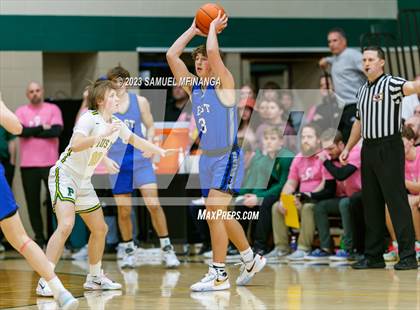 Thumbnail 2 in Lincoln East @ Pius X photogallery.