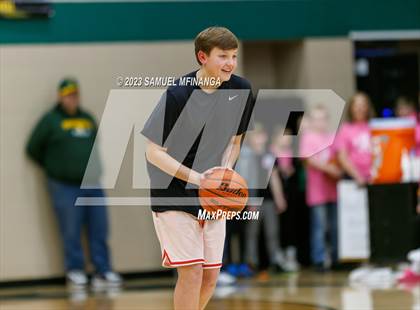 Thumbnail 2 in Lincoln East @ Pius X photogallery.