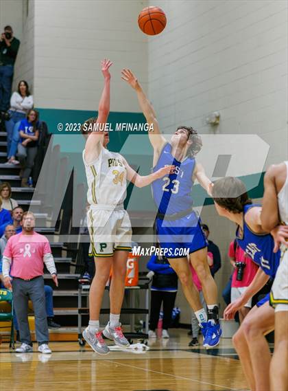 Thumbnail 3 in Lincoln East @ Pius X photogallery.