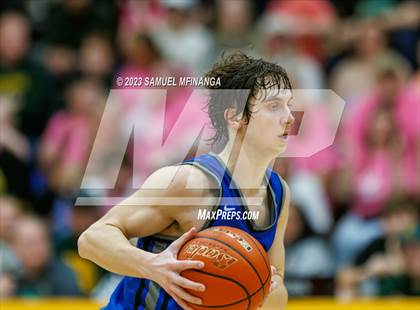 Thumbnail 3 in Lincoln East @ Pius X photogallery.
