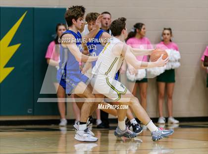 Thumbnail 1 in Lincoln East @ Pius X photogallery.