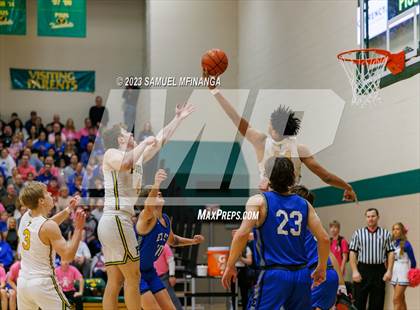 Thumbnail 3 in Lincoln East @ Pius X photogallery.
