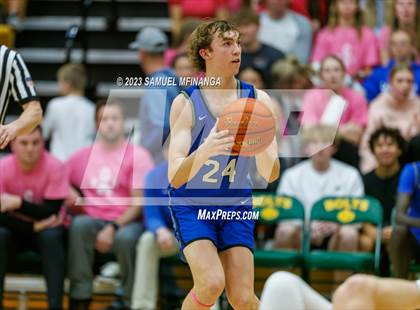 Thumbnail 3 in Lincoln East @ Pius X photogallery.