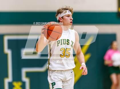 Thumbnail 3 in Lincoln East @ Pius X photogallery.