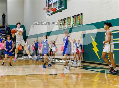 Thumbnail 1 in Lincoln East @ Pius X photogallery.