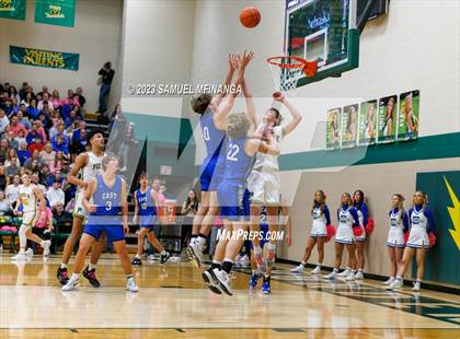 Thumbnail 3 in Lincoln East @ Pius X photogallery.