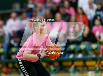 Thumbnail 2 in Lincoln East @ Pius X photogallery.
