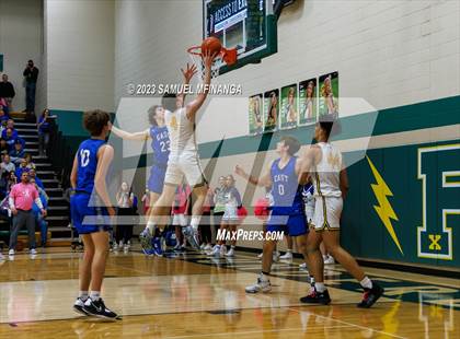 Thumbnail 3 in Lincoln East @ Pius X photogallery.