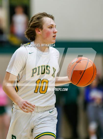 Thumbnail 2 in Lincoln East @ Pius X photogallery.