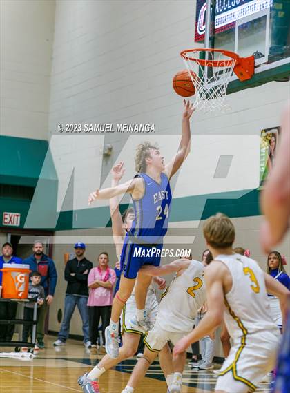 Thumbnail 2 in Lincoln East @ Pius X photogallery.