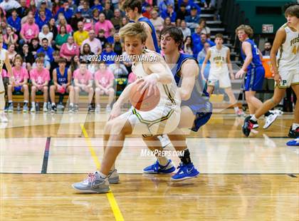 Thumbnail 2 in Lincoln East @ Pius X photogallery.