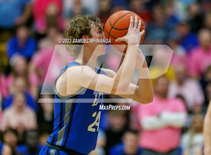 Thumbnail 2 in Lincoln East @ Pius X photogallery.