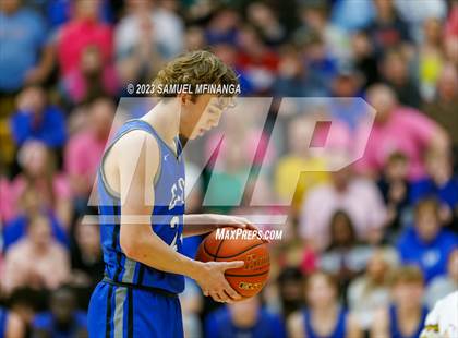 Thumbnail 3 in Lincoln East @ Pius X photogallery.