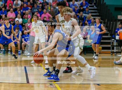 Thumbnail 2 in Lincoln East @ Pius X photogallery.