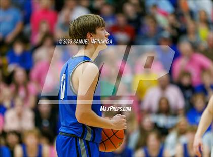 Thumbnail 2 in Lincoln East @ Pius X photogallery.