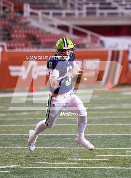 Thumbnail 3 in Ridgeline vs Spanish Fork (UHSAA 4A Semifinal) photogallery.