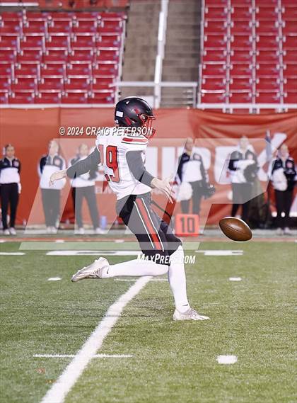 Thumbnail 1 in Ridgeline vs Spanish Fork (UHSAA 4A Semifinal) photogallery.