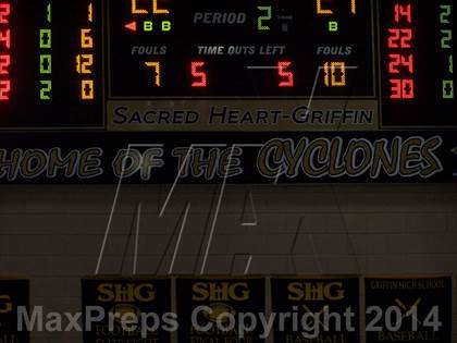 Thumbnail 2 in Sacred Heart-Griffin TOC Ceremony photogallery.