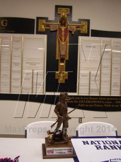 Thumbnail 3 in Sacred Heart-Griffin TOC Ceremony photogallery.