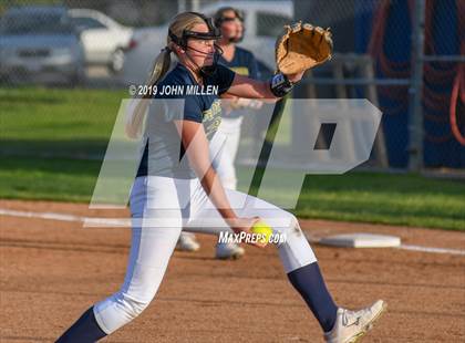 Thumbnail 3 in Del Norte @ Mira Mesa photogallery.