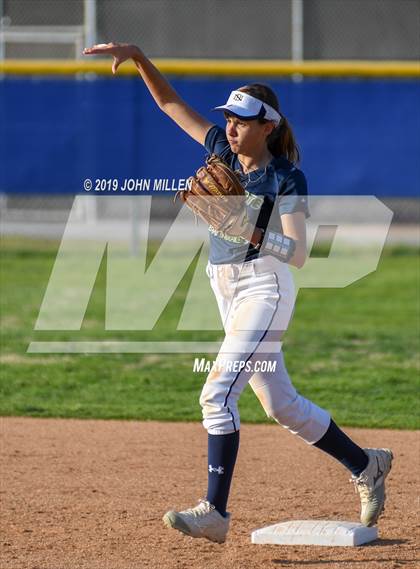 Thumbnail 1 in Del Norte @ Mira Mesa photogallery.