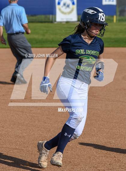 Thumbnail 2 in Del Norte @ Mira Mesa photogallery.