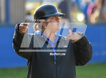 Thumbnail 1 in Del Norte @ Mira Mesa photogallery.