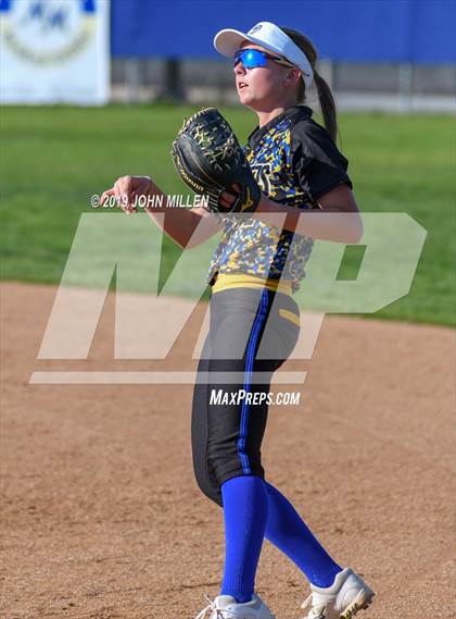 Thumbnail 2 in Del Norte @ Mira Mesa photogallery.