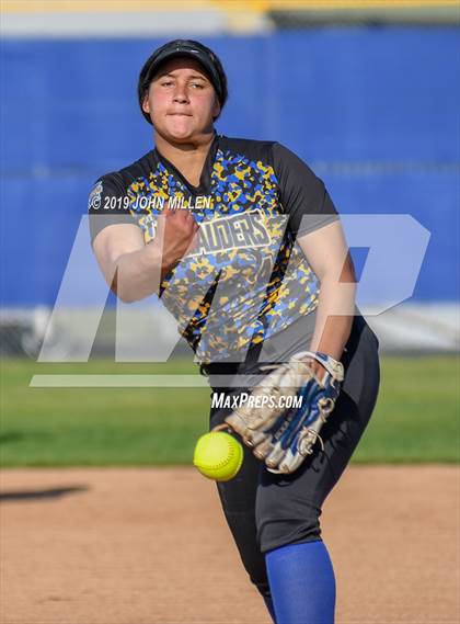 Thumbnail 3 in Del Norte @ Mira Mesa photogallery.