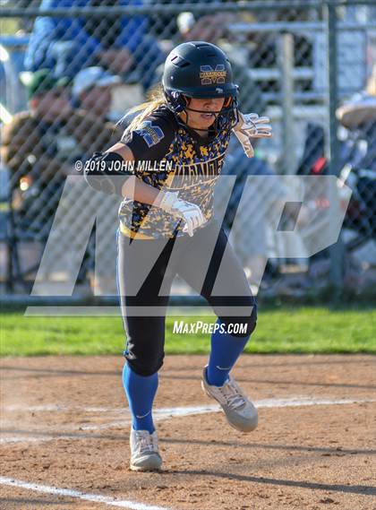 Thumbnail 2 in Del Norte @ Mira Mesa photogallery.