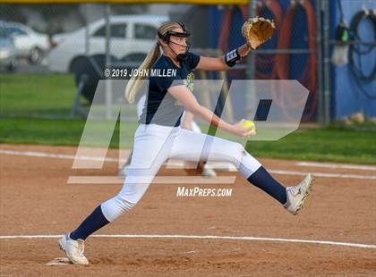 Thumbnail 1 in Del Norte @ Mira Mesa photogallery.