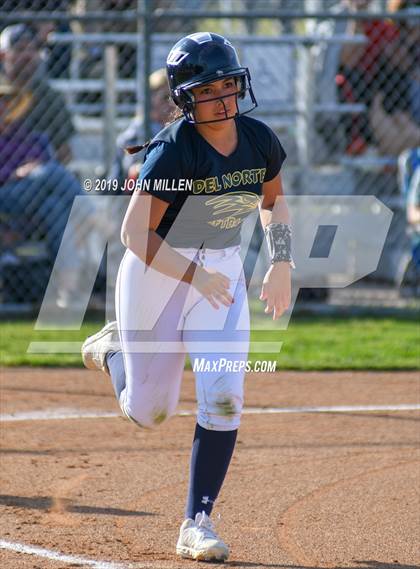 Thumbnail 3 in Del Norte @ Mira Mesa photogallery.