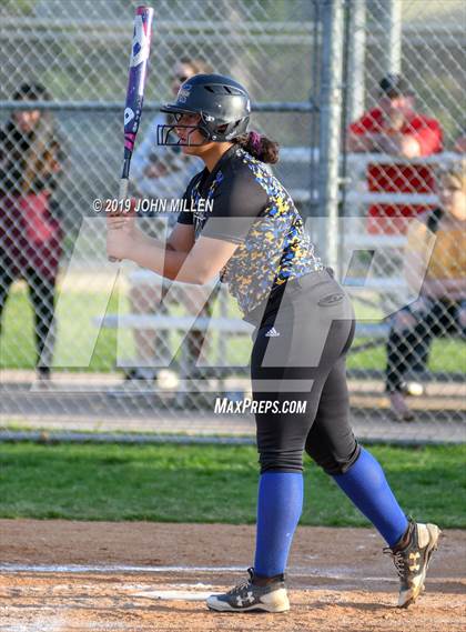 Thumbnail 2 in Del Norte @ Mira Mesa photogallery.