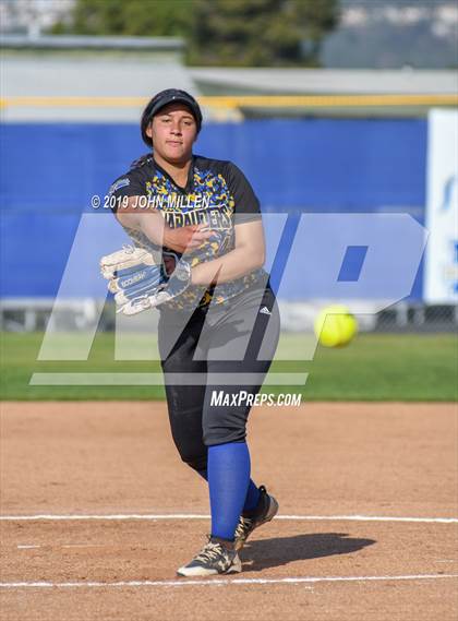 Thumbnail 1 in Del Norte @ Mira Mesa photogallery.
