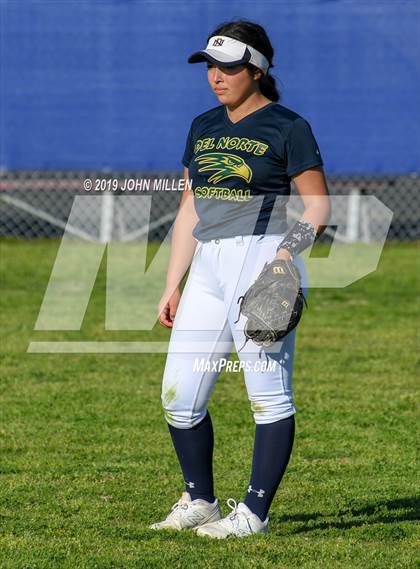 Thumbnail 1 in Del Norte @ Mira Mesa photogallery.