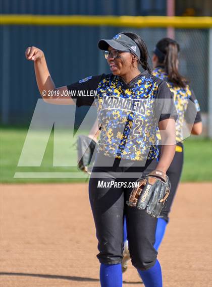 Thumbnail 3 in Del Norte @ Mira Mesa photogallery.