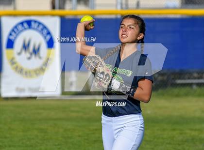 Thumbnail 2 in Del Norte @ Mira Mesa photogallery.