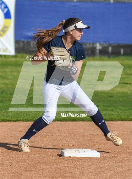Thumbnail 3 in Del Norte @ Mira Mesa photogallery.