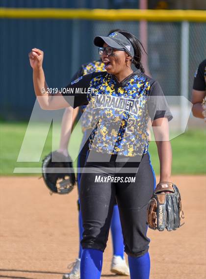 Thumbnail 3 in Del Norte @ Mira Mesa photogallery.