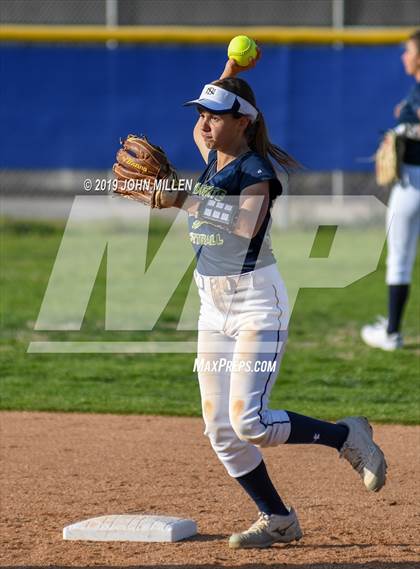 Thumbnail 2 in Del Norte @ Mira Mesa photogallery.