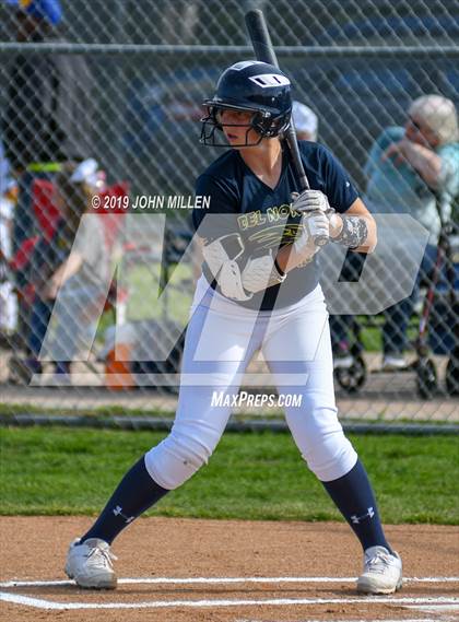 Thumbnail 2 in Del Norte @ Mira Mesa photogallery.