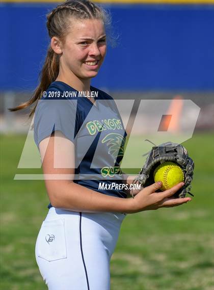 Thumbnail 1 in Del Norte @ Mira Mesa photogallery.