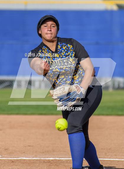 Thumbnail 3 in Del Norte @ Mira Mesa photogallery.