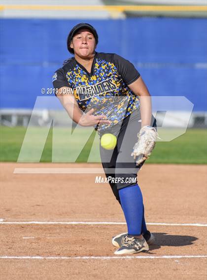 Thumbnail 3 in Del Norte @ Mira Mesa photogallery.