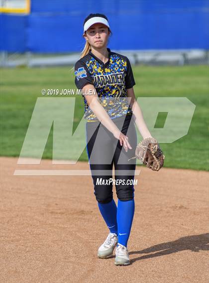Thumbnail 3 in Del Norte @ Mira Mesa photogallery.