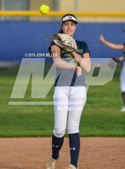 Thumbnail 1 in Del Norte @ Mira Mesa photogallery.